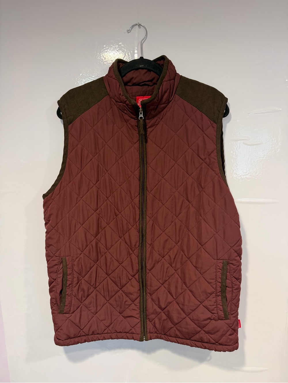 Men's‎ Coleman Quilted Burgundy Vest with Contrast Shoulders
